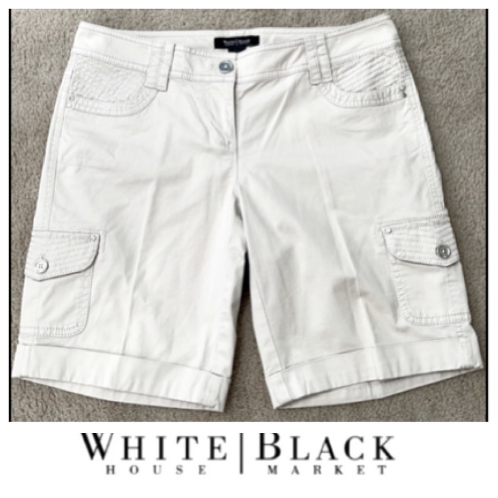 🌿WHBM Rhinestone Bermuda 9” Cargo Short